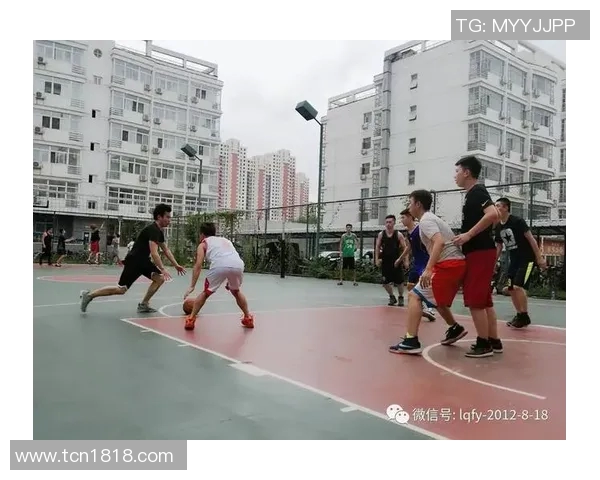 维拉诺瓦与累西体育的激烈对决展现篮球魅力与团队精神